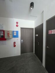 Serangoon Road (D8), Retail #591433461